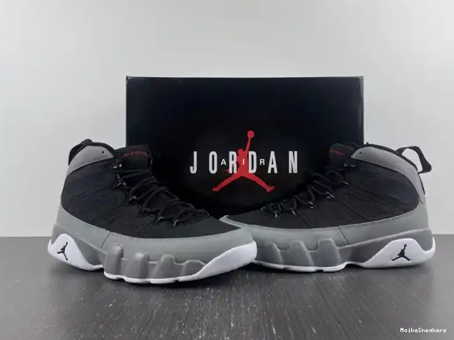 MaikeSneakers Grey CT8019-060 Jordan 9 Retro Particle 0610
